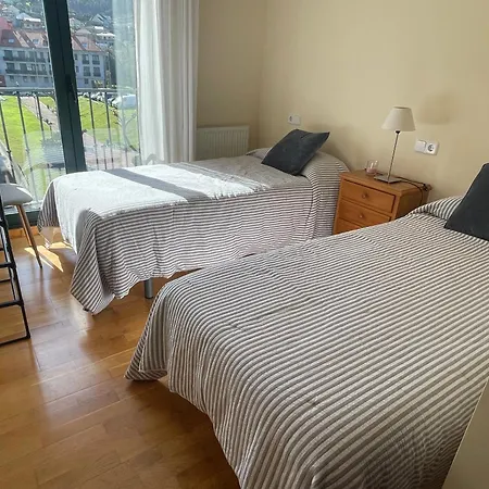 Lua De Baiona, Cerca De La Playa Y El Casco Viejo بايونا